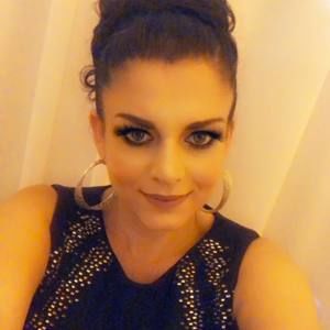 Meet your Posher, Roya